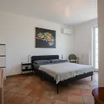 Apartamento Ollie's House